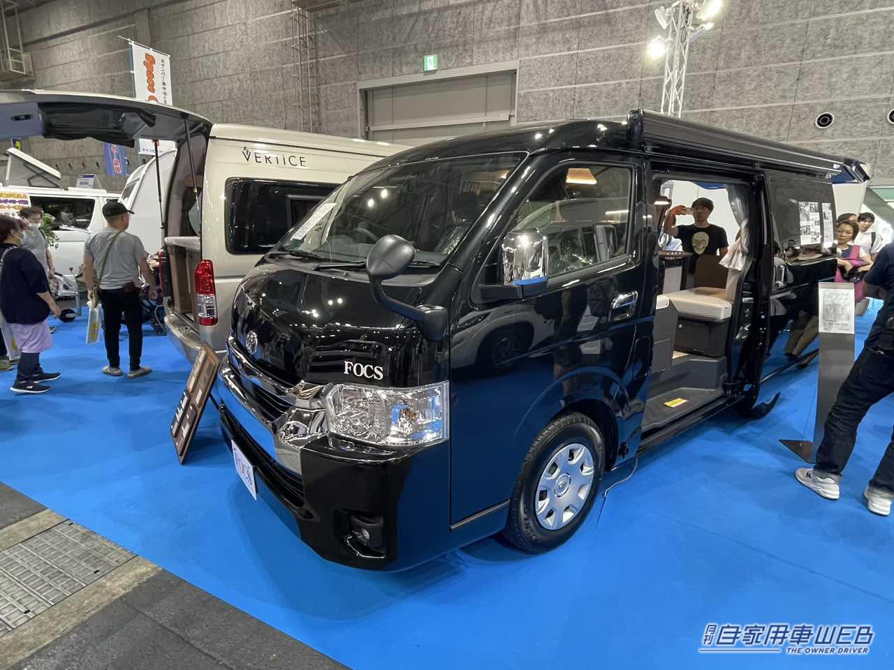 |L字のシートが大きく快適! フラットへの変更も簡単! トヨタ ハイエースがベースのキャンパー