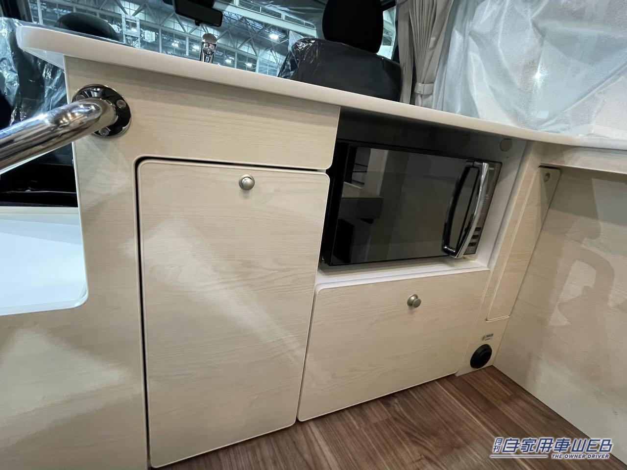 |広いフラットシートが便利で快適! トヨタ ハイエースがベースのキャンパー