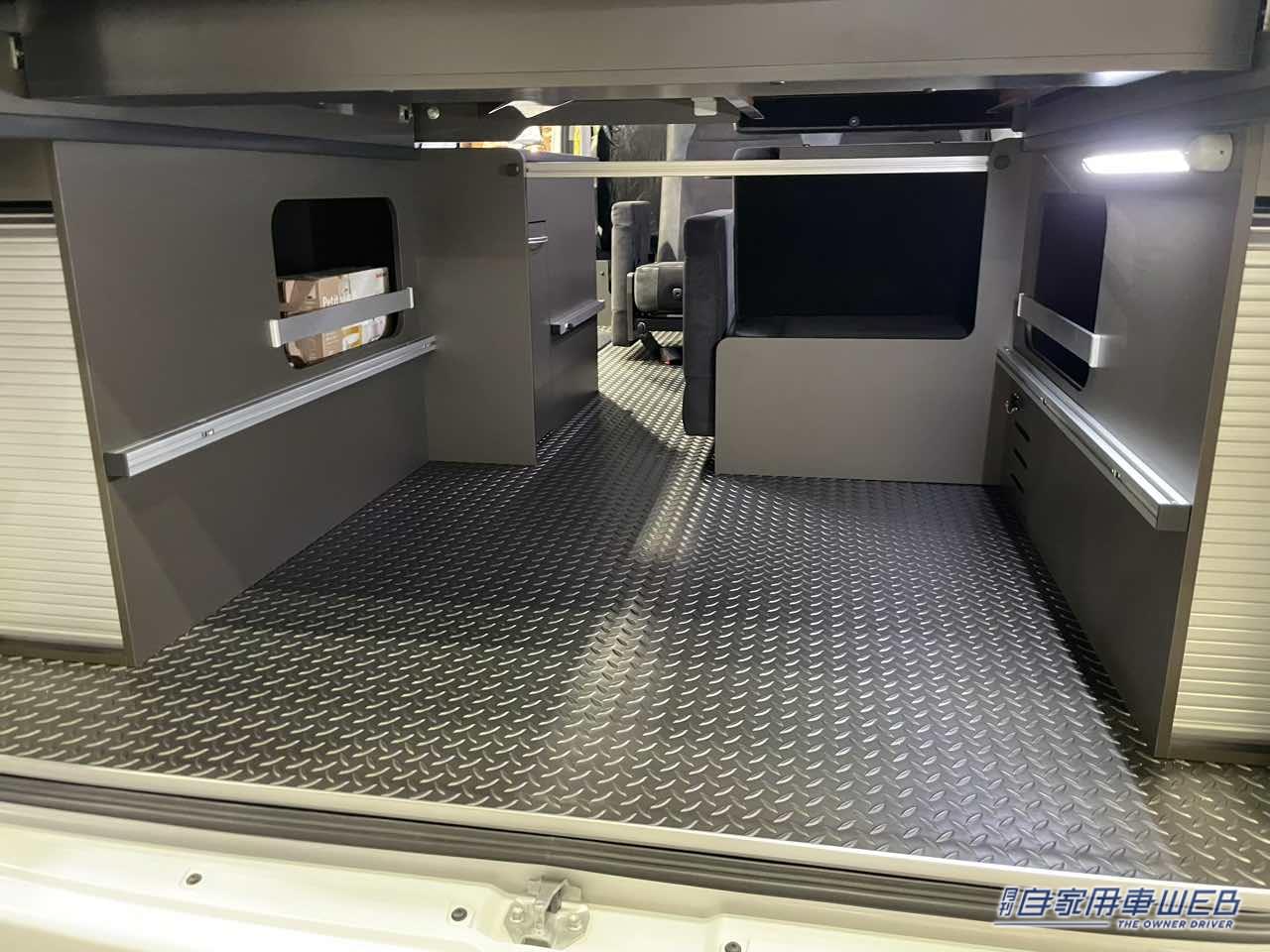 |モダンなインテリアと機能的なベッドが自慢! トヨタ ハイエースがベースのキャンパー