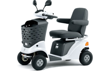 スズキ、「セニアカー」を一部仕様変更して発売