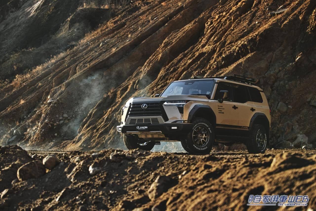 |レクサス、ジャオスと共同開発の新型「GX550“OVERTRAIL”」カスタマイズモデルを出展【東京オートサロン2024】