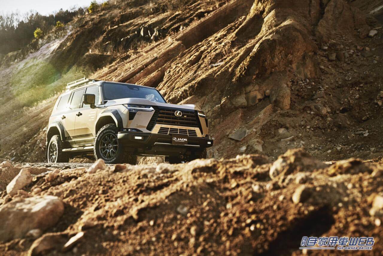 |レクサス、ジャオスと共同開発の新型「GX550“OVERTRAIL”」カスタマイズモデルを出展【東京オートサロン2024】