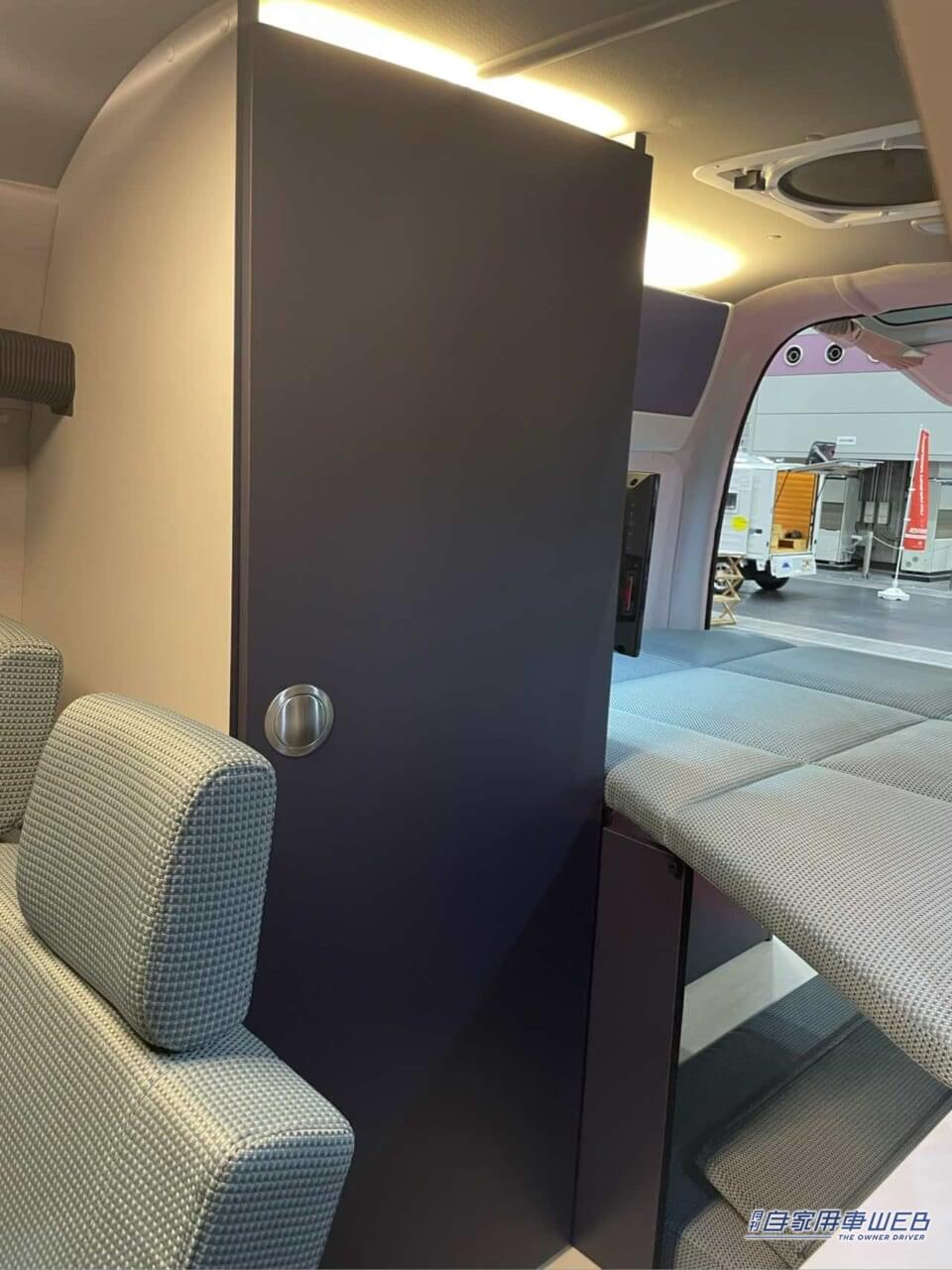 |驚愕!ただの「ハイエース」じゃない。もはや移動式の部屋。クルマの中とは思えない”リビングの完成度”は大人の余暇にふさわしい。