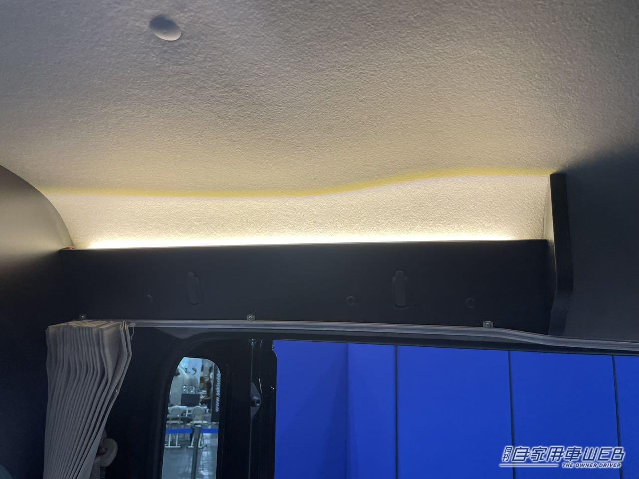 |間接照明がオシャレなシンプル空間! スズキ エブリイがベースのキャンパー