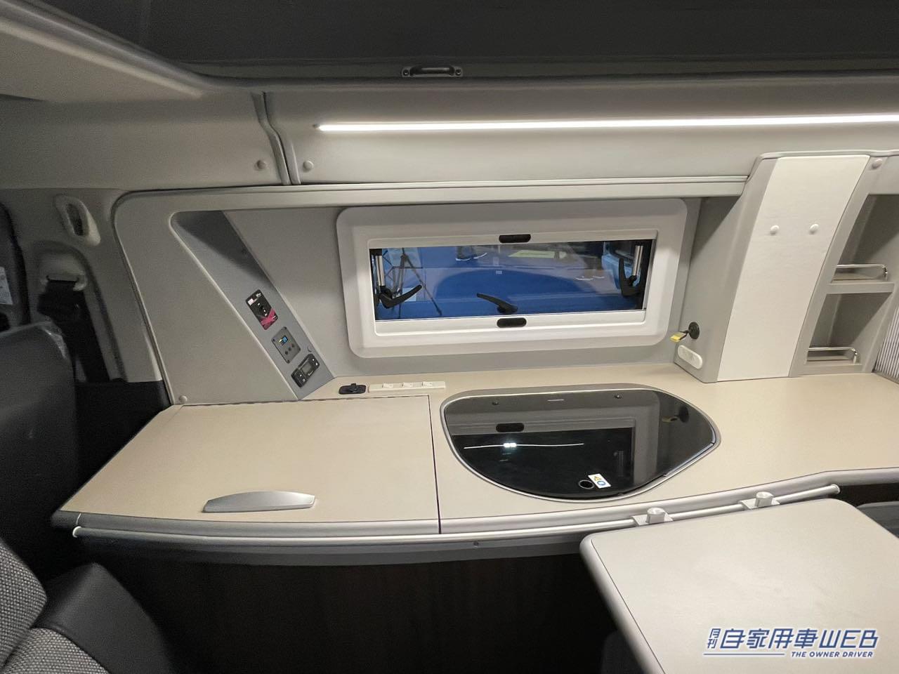 |ボックスシートもベッドも常設だから使いやすくて最高だ! トヨタ ハイエースがベースのキャンパー