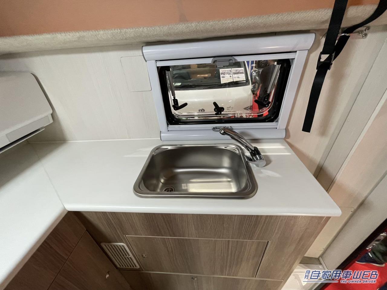 |キャンピングカー専用設計だから快適さは段違い! トヨタ カムロードがベースのキャンパー