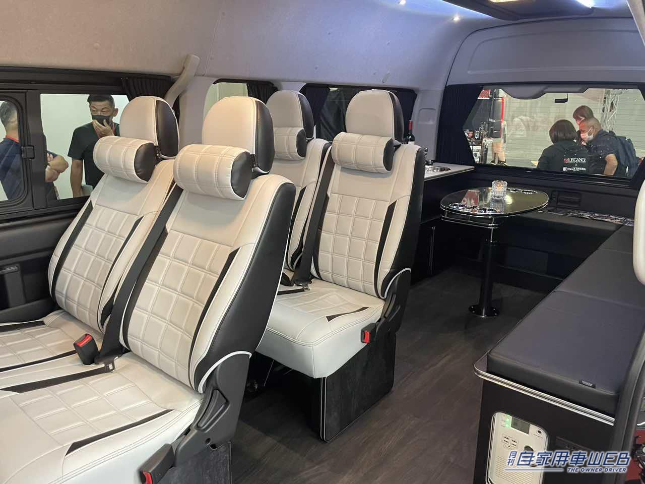 |車内は高級感あふれるVIPルームのよう! トヨタ ハイエースがベースのキャンパー