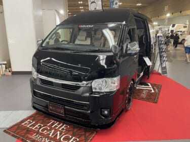 車内は高級感あふれるVIPルームのよう! トヨタ ハイエースがベースのキャンパー