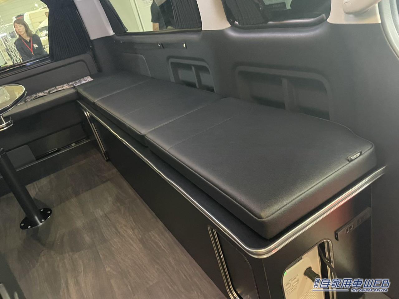 |車内は高級感あふれるVIPルームのよう! トヨタ ハイエースがベースのキャンパー