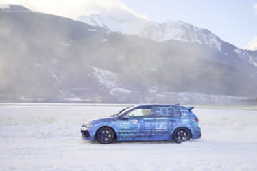 オーストリアのアイスレースで 新型「ゴルフ R」のカモフラージュ車両公開!