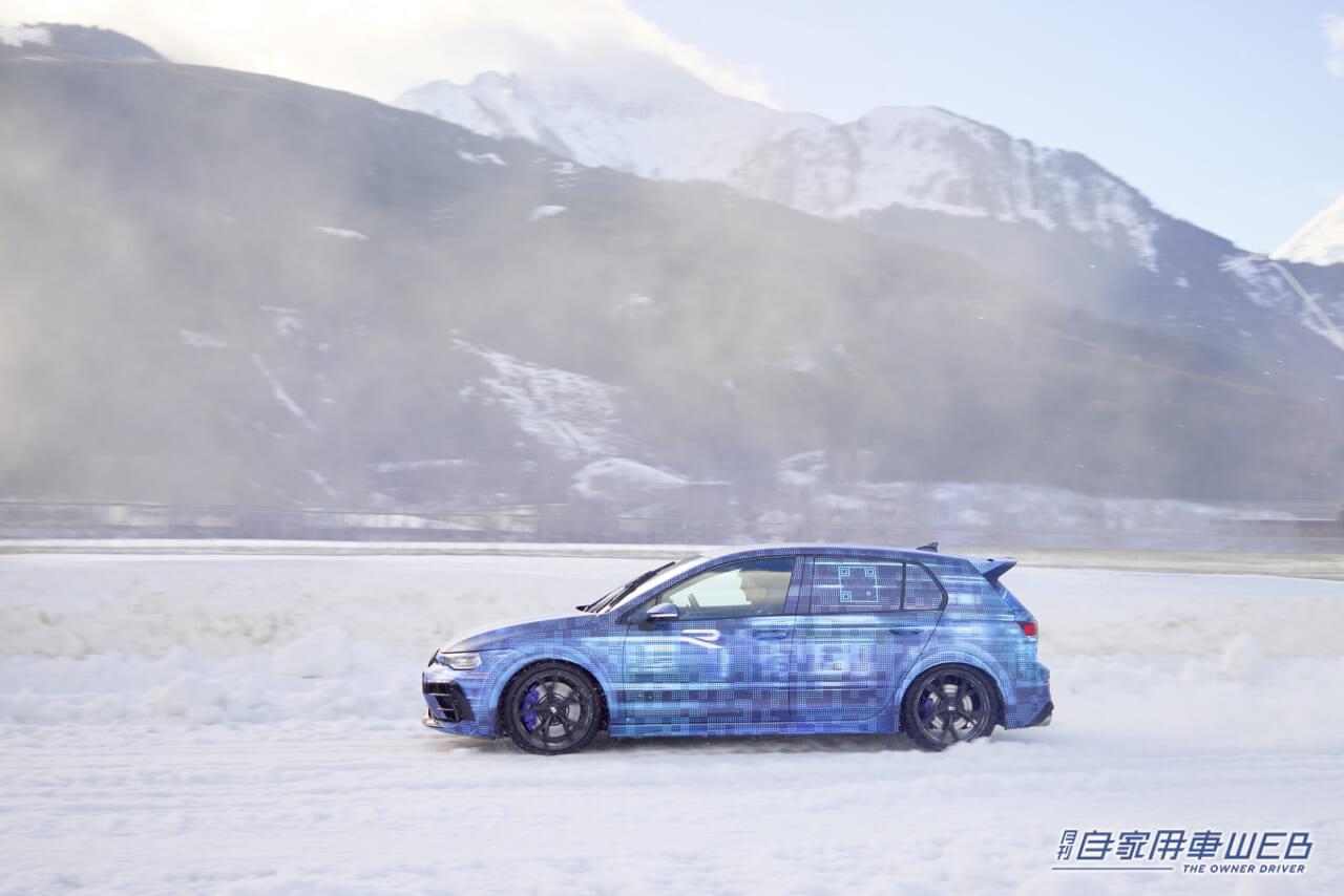 オーストリアのアイスレースで 新型「ゴルフ R」のカモフラージュ車両公開!