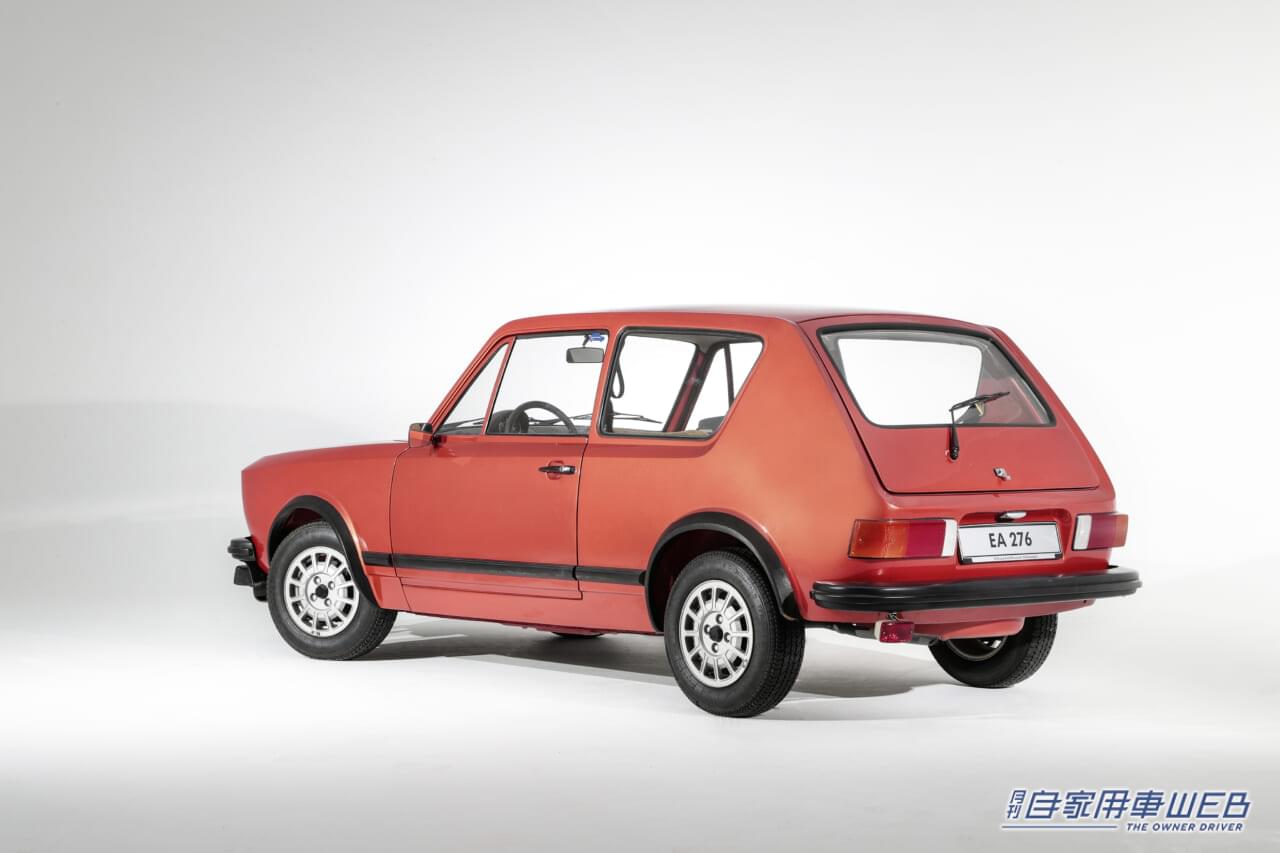 |「Golf」誕生50周年記念!初代「Golf」と前身となった「EA 276」コンセプトカーが展示!