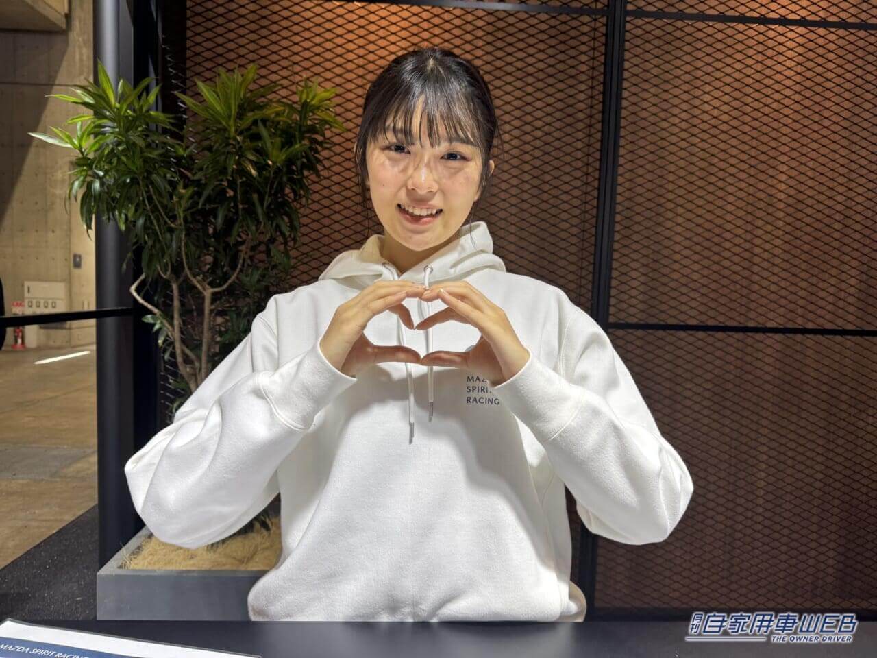 |東京オートサロン2024の美女が集合! イベントを彩るコンパニオン特集 パート4