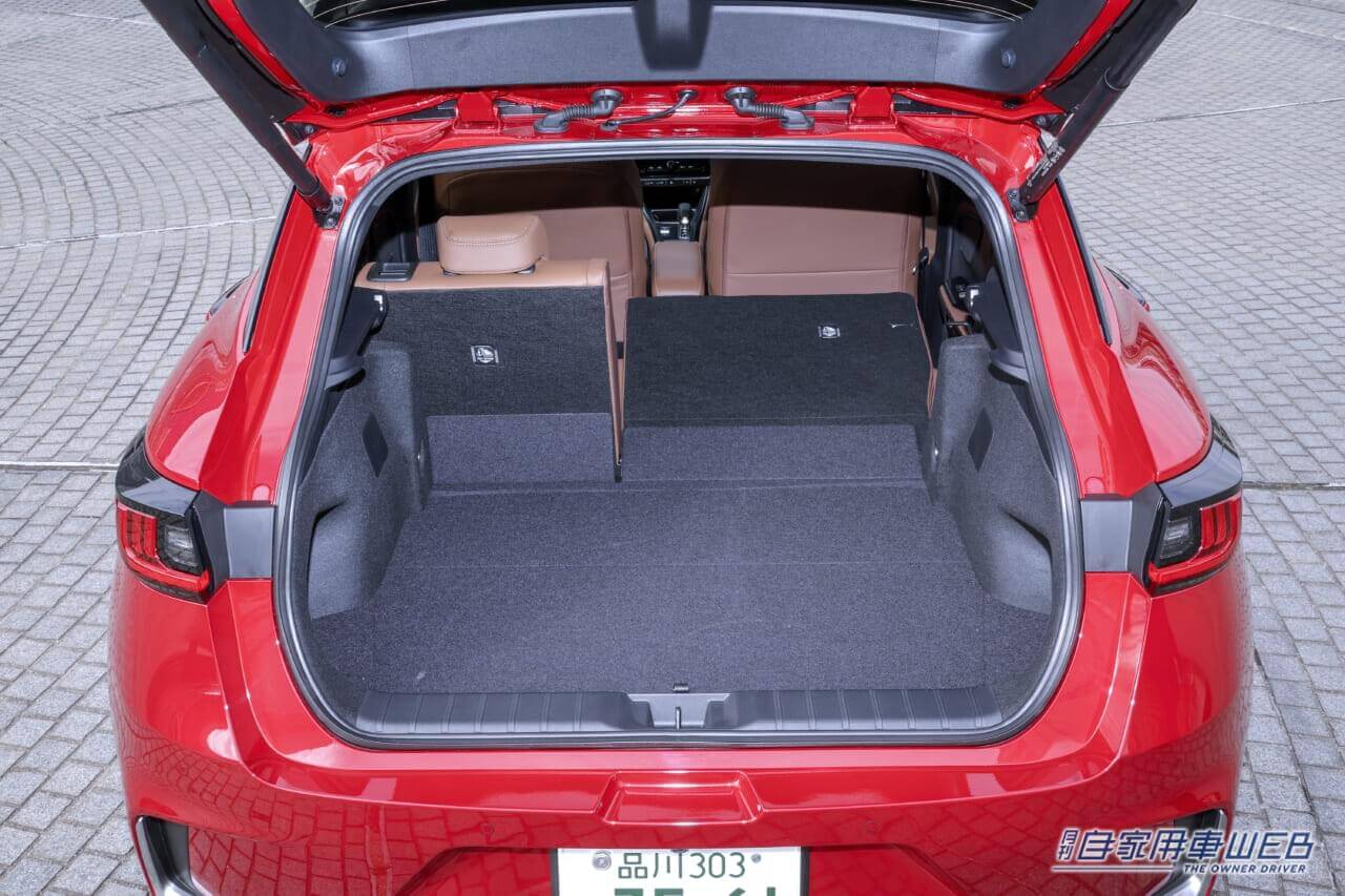 |クラスレスの良質な走りが楽しめる、新世代の「小さな高級車」 レクサス・LBX 公道試乗インプレッション