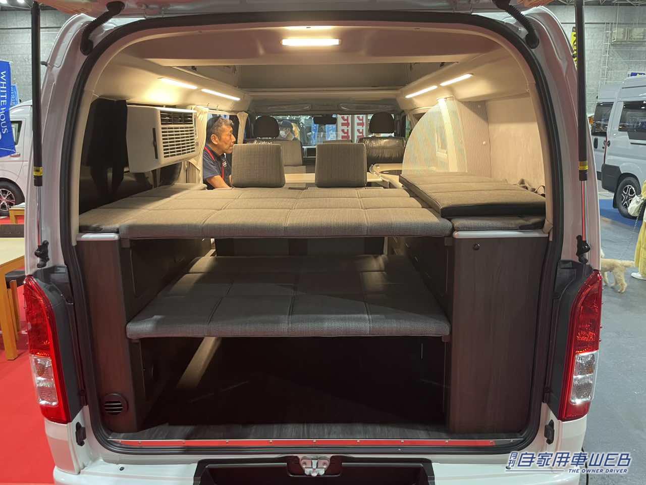 |ボックスシートもベッドも常設だから使いやすくて最高だ! トヨタ ハイエースがベースのキャンパー