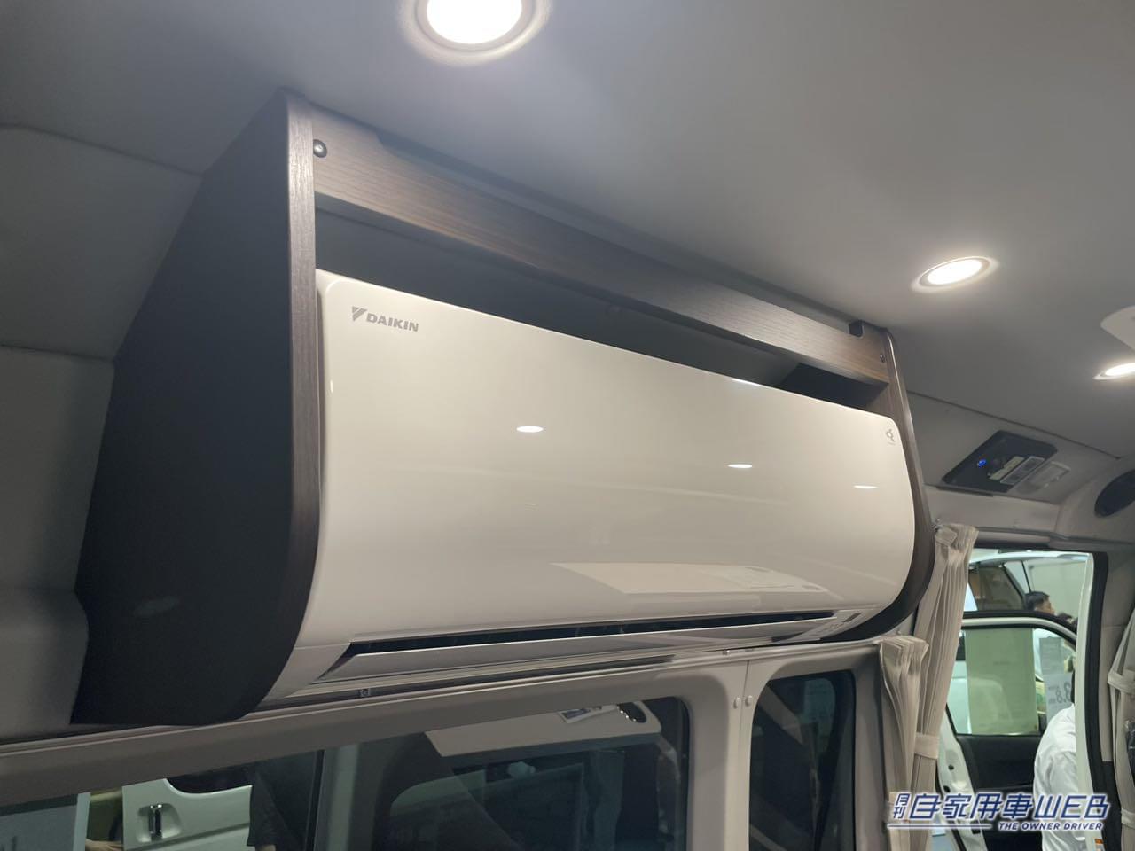 |家庭用エアコンや引き出しタイプのシンクを備えた機能的な一台! トヨタ ハイエースがベースのキャンパー