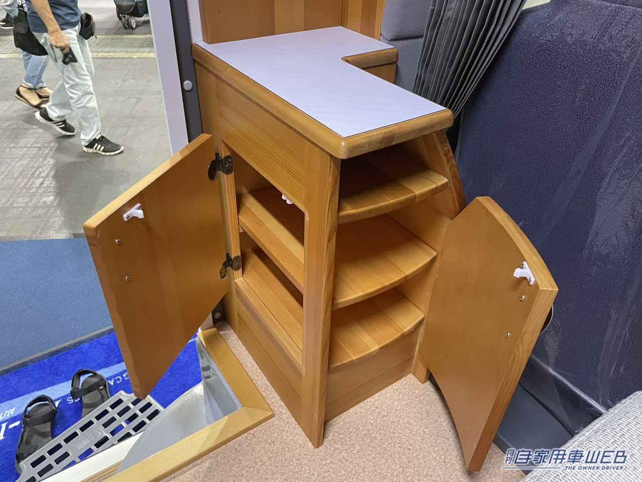 |レイアウト変更なしでベッドも使える! トヨタ タウンエースがベースのキャンパー