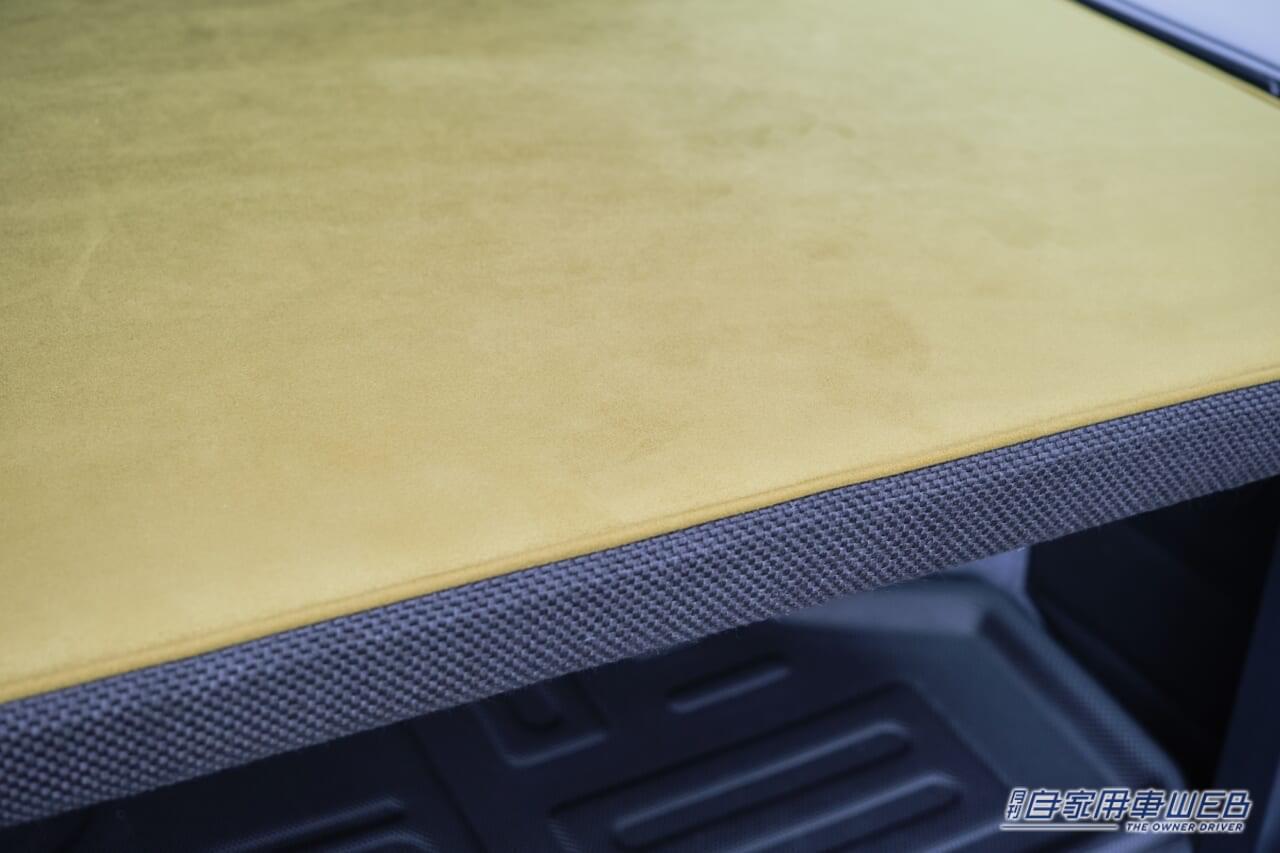 |トヨタ ランドクルーザー70専用の車中泊ベッドキットが登場! 「東京オートサロン2024」で初展示