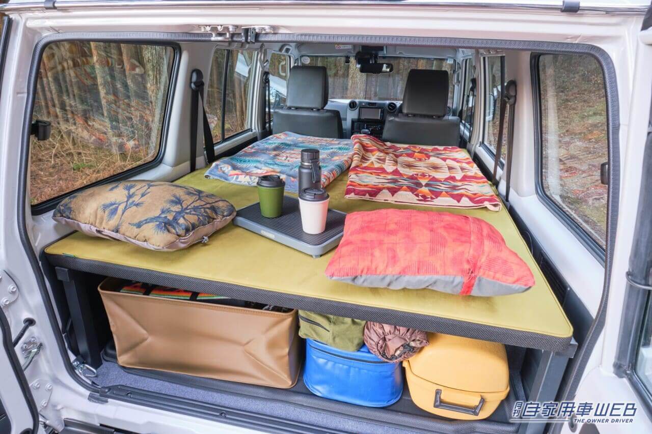 |トヨタ ランドクルーザー70専用の車中泊ベッドキットが登場! 「東京オートサロン2024」で初展示