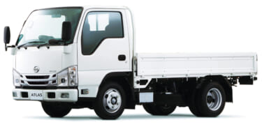 日産、「インテリジェント エマージェンシーブレーキ」などの先進安全技術を標準装備するトラックの「アトラス」に仕様変更を実施