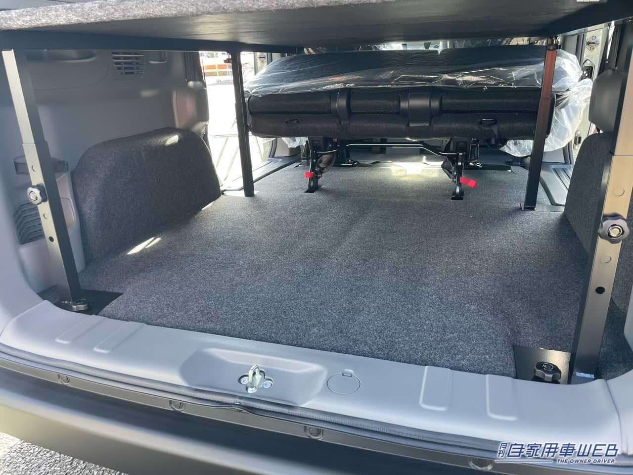 |超シンプルな荷室は使いやすさ抜群! 日産NV200バネットがベースのキャンパー