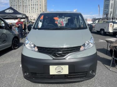 超シンプルな荷室は使いやすさ抜群! 日産NV200バネットがベースのキャンパー