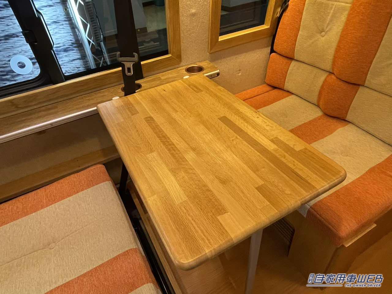 |快適な二段ベッドが後部に常設! トヨタ ハイエースがベースのキャンパー