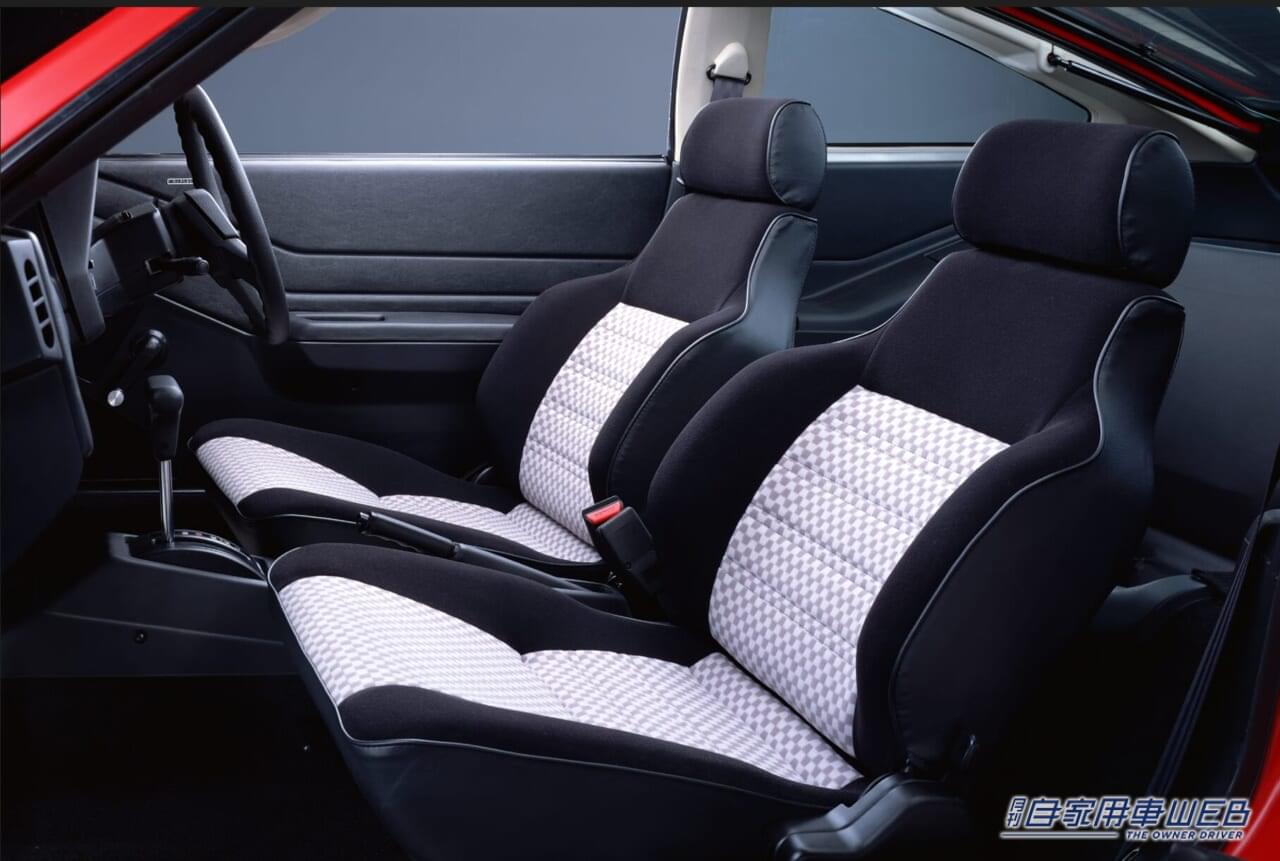 |【旧車FAN】超軽量ボディに高回転エンジン…キレるハンドリングの「CR-X」