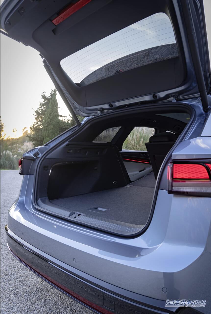 |フォルクスワーゲン、航続距離最大685kmの電動オールラウンダー「ID.7ツアラー」を世界初公開