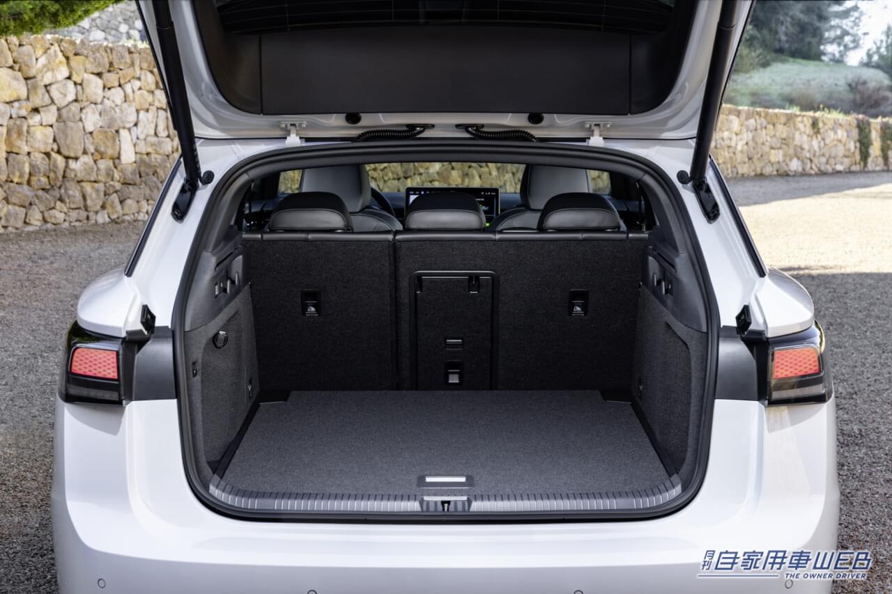 |フォルクスワーゲン、航続距離最大685kmの電動オールラウンダー「ID.7ツアラー」を世界初公開