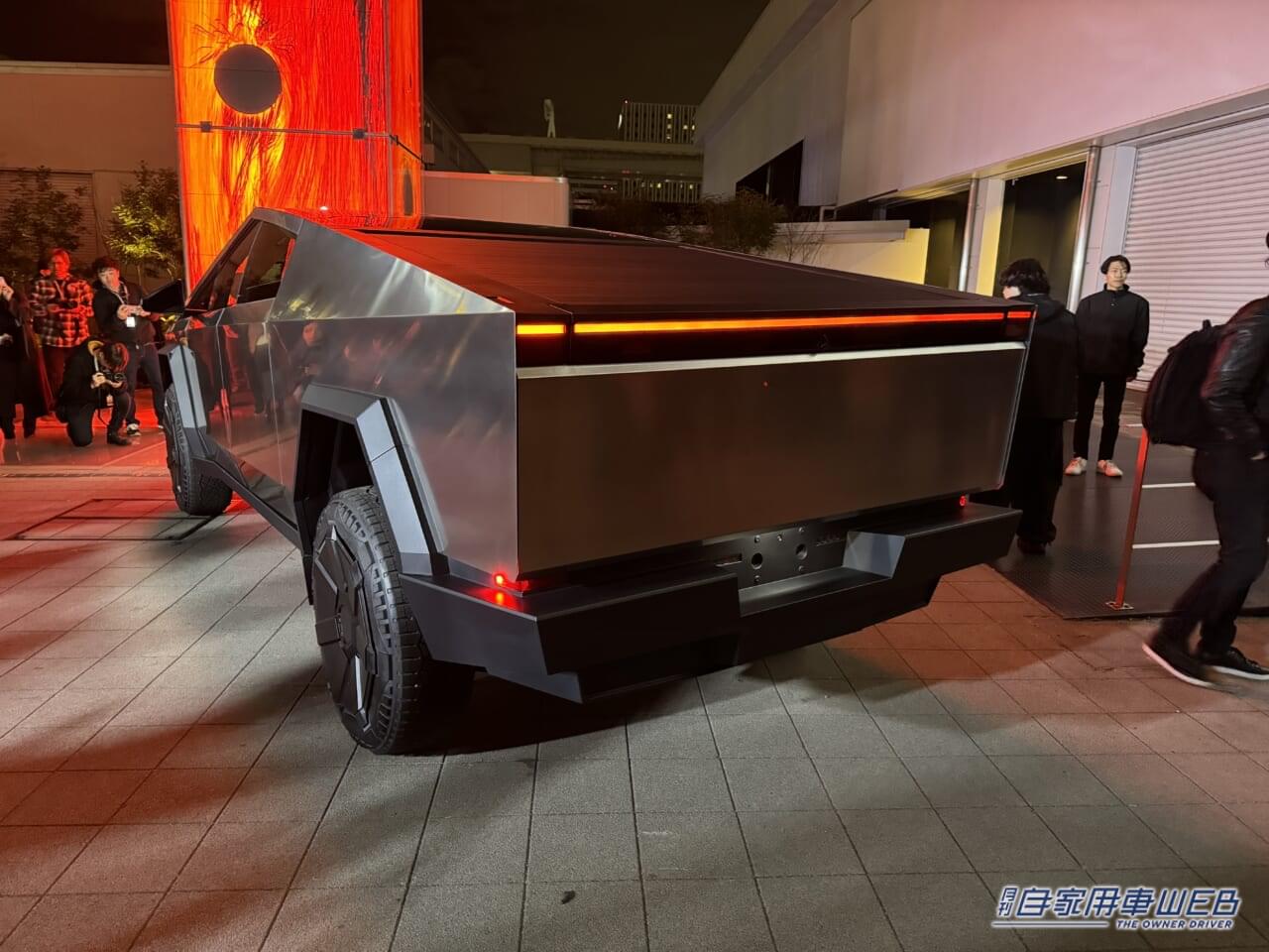 |テスラがサイバートラックを日本初公開! 日本での発売予定はなし