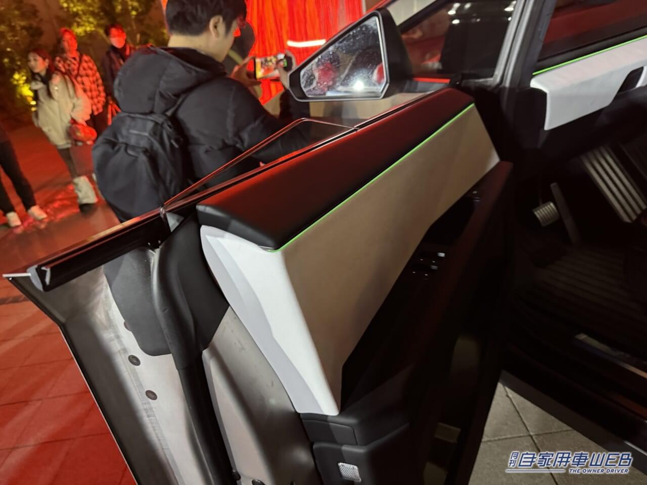 |テスラがサイバートラックを日本初公開! 日本での発売予定はなし