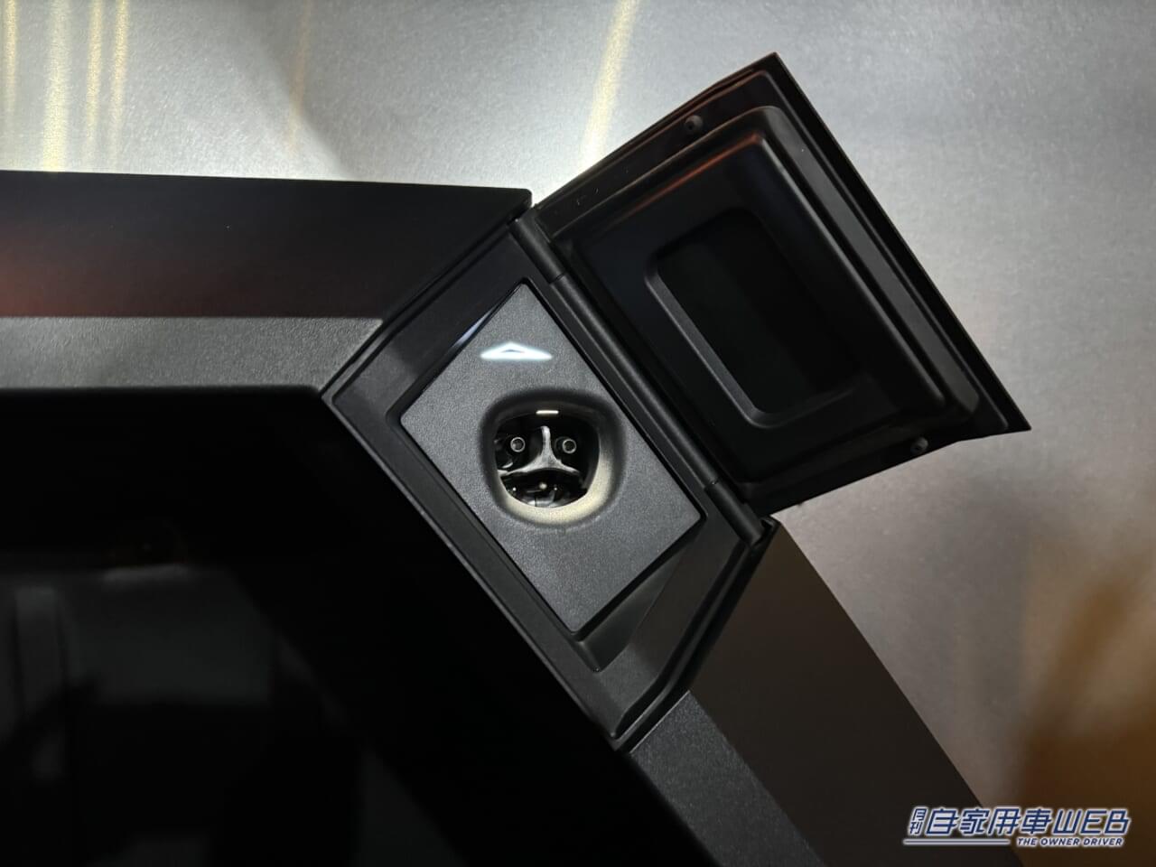 |テスラがサイバートラックを日本初公開! 日本での発売予定はなし