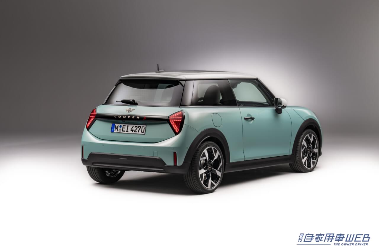 |MINI、ガソリンエンジンの3気筒「新型MINIクーパーC」と4気筒の「新型MINIクーパーS」を発表