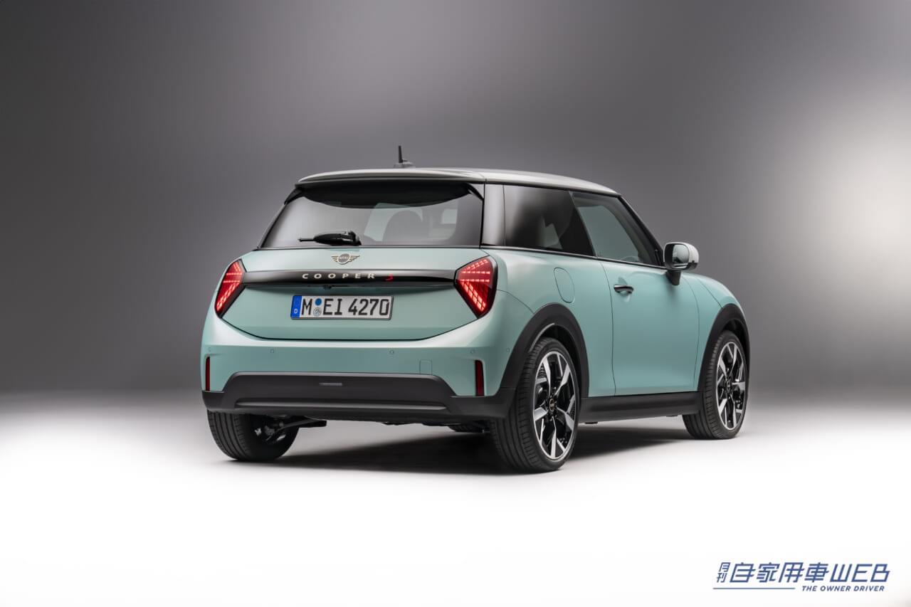 |MINI、ガソリンエンジンの3気筒「新型MINIクーパーC」と4気筒の「新型MINIクーパーS」を発表