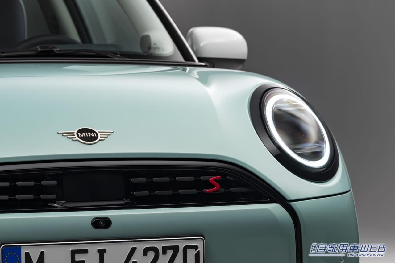 |MINI、ガソリンエンジンの3気筒「新型MINIクーパーC」と4気筒の「新型MINIクーパーS」を発表
