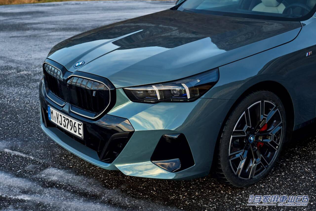 |BMW、「 5シリーズ ツーリング」を発売。BMWのツーリングモデルでは、初となる電動モデルも日本導入