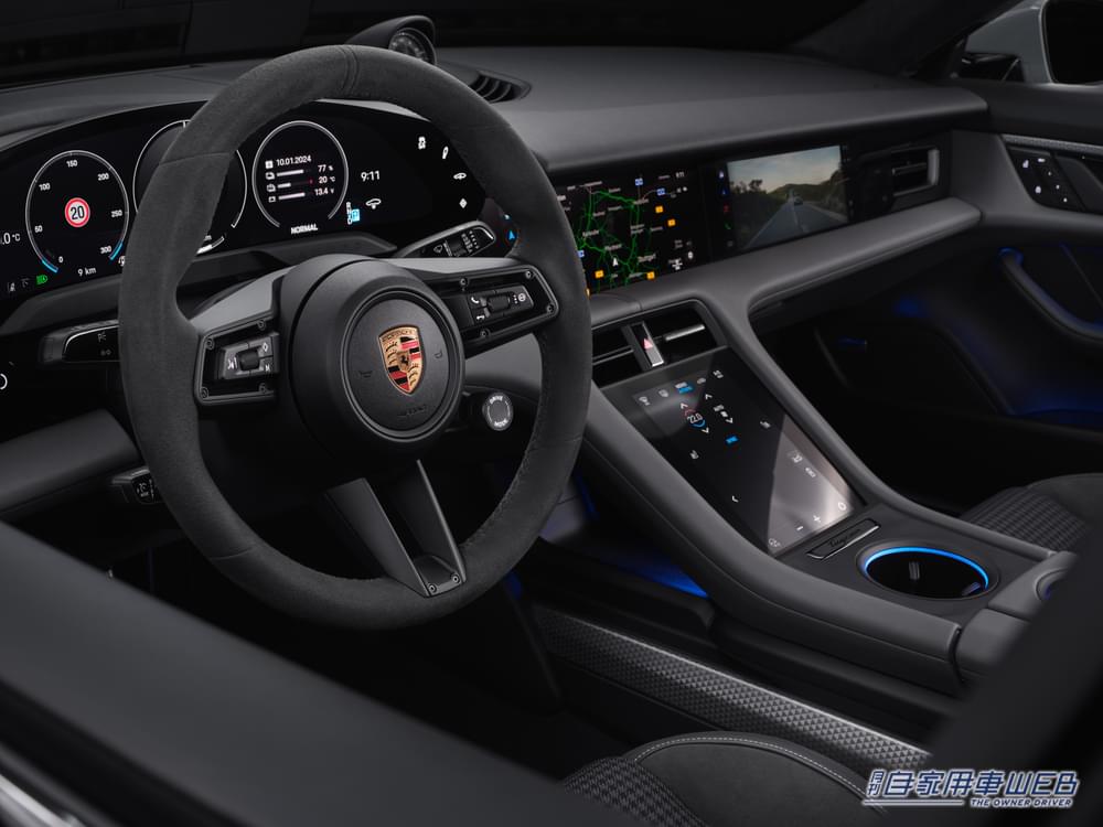 |ポルシェ、新型タイカンを発売。航続距離や加速が更に進化