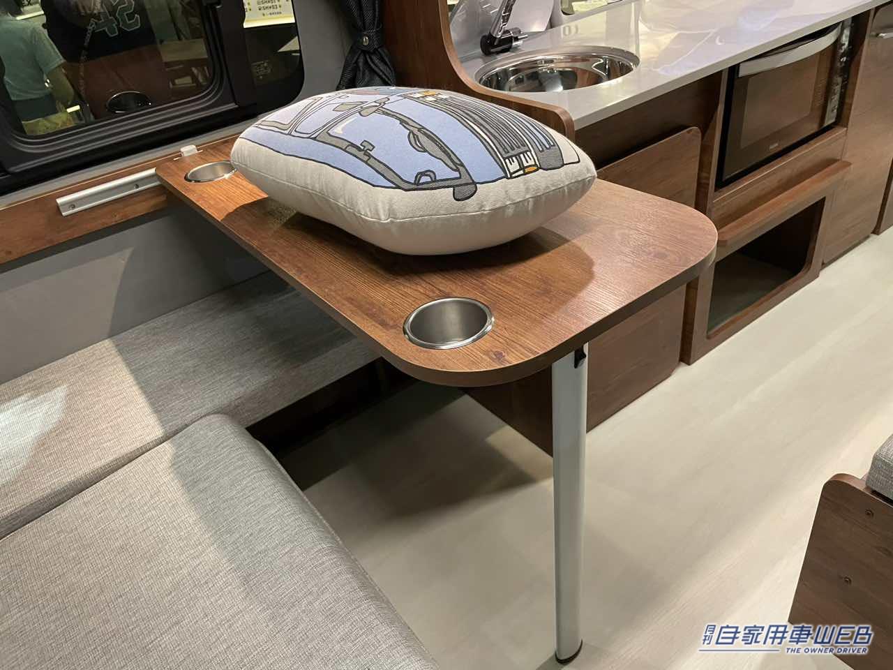 |充実装備の車内レイアウトはこれが正解! トヨタ ハイエースがベースのキャンパー