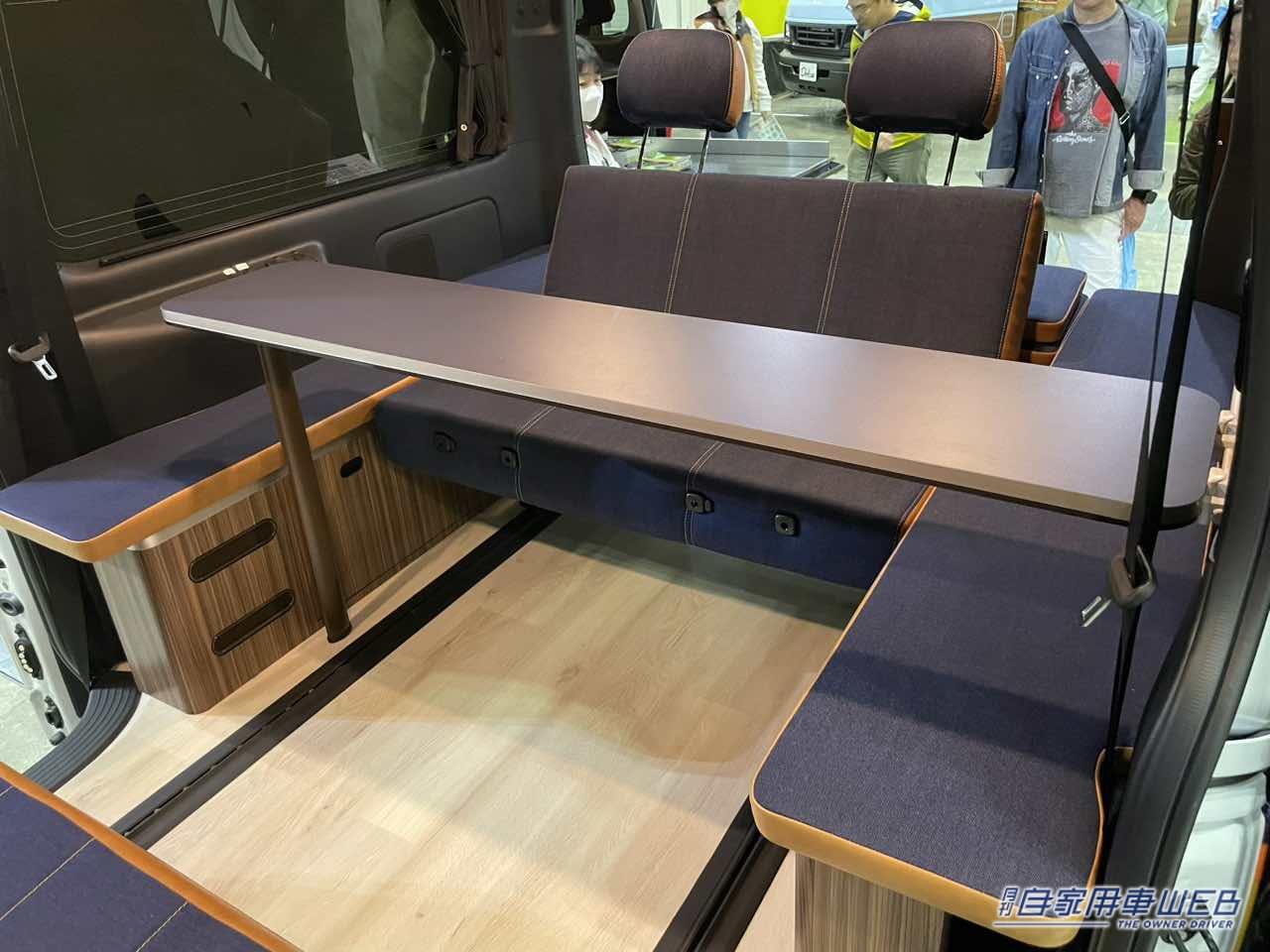 |フルフラットへのレイアウト変更も簡単! トヨタ ハイエースがベースのキャンパー