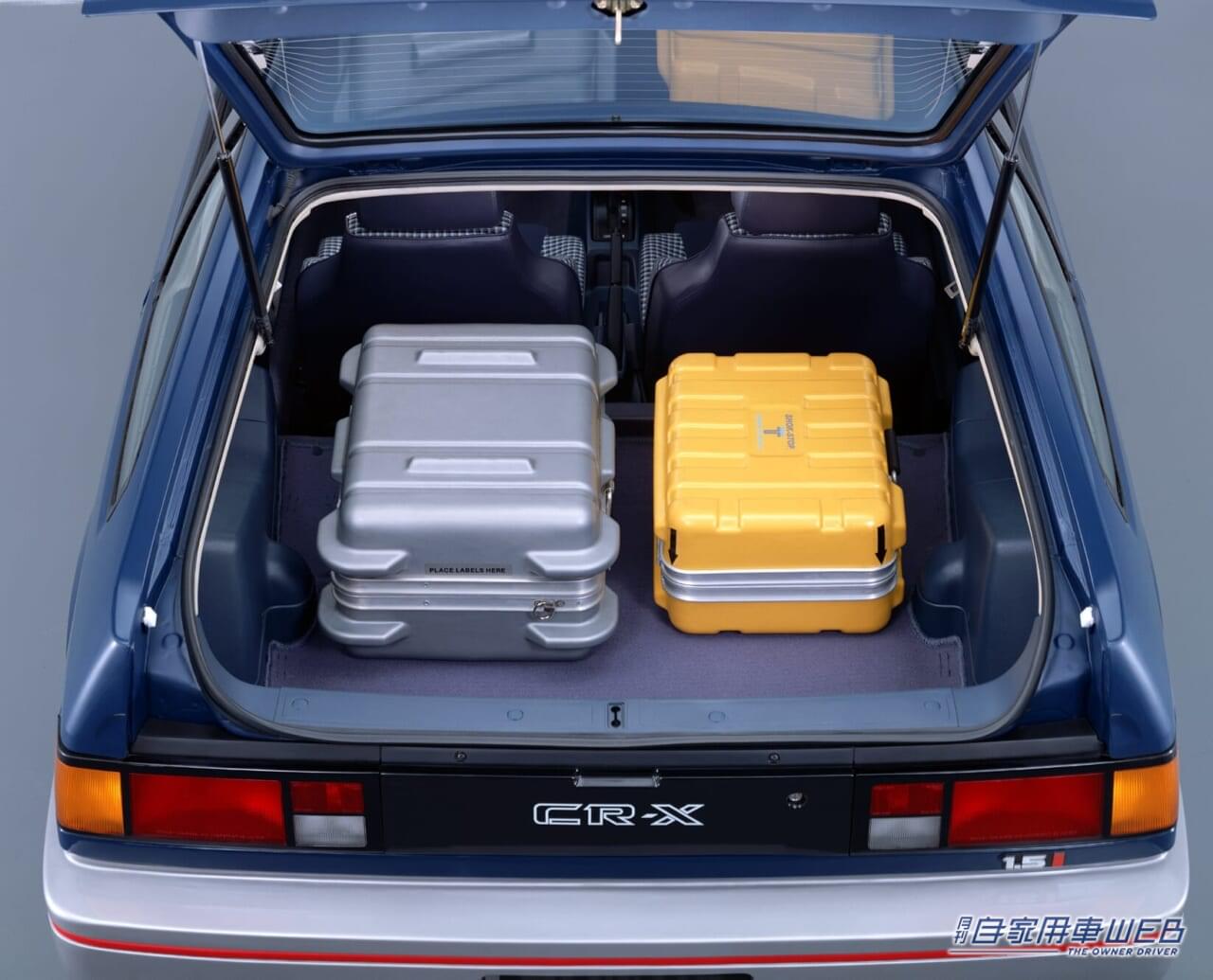 |【旧車FAN】超軽量ボディに高回転エンジン…キレるハンドリングの「CR-X」