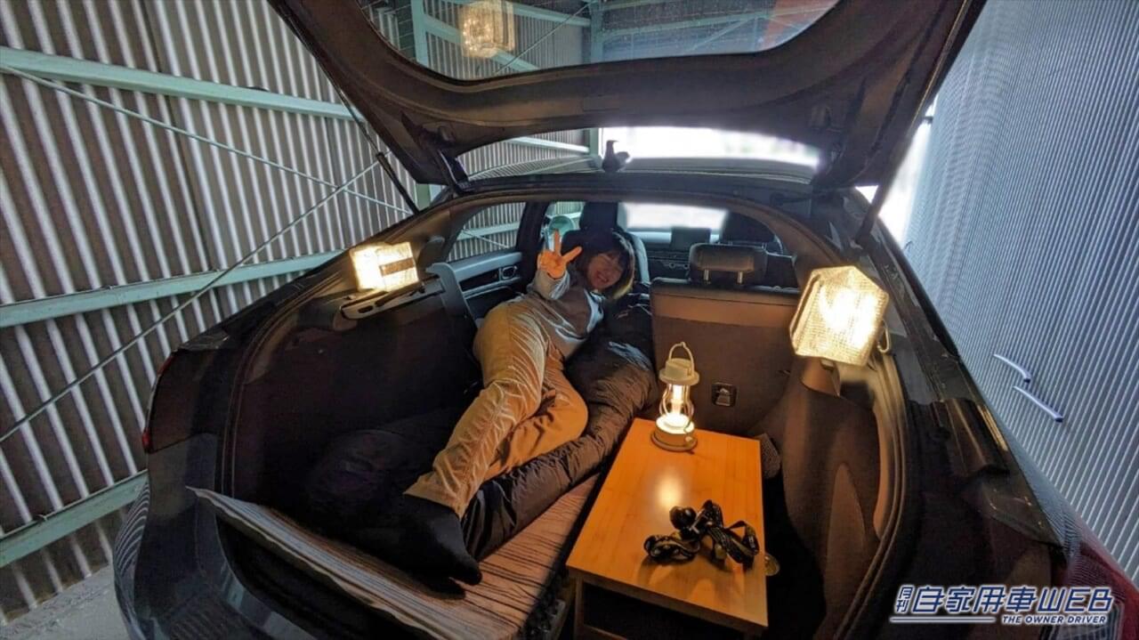 |女性オーナーがホンダ「シビック」で車中泊にトライ! 実際に一晩寝てみてわかったメリット&デメリット