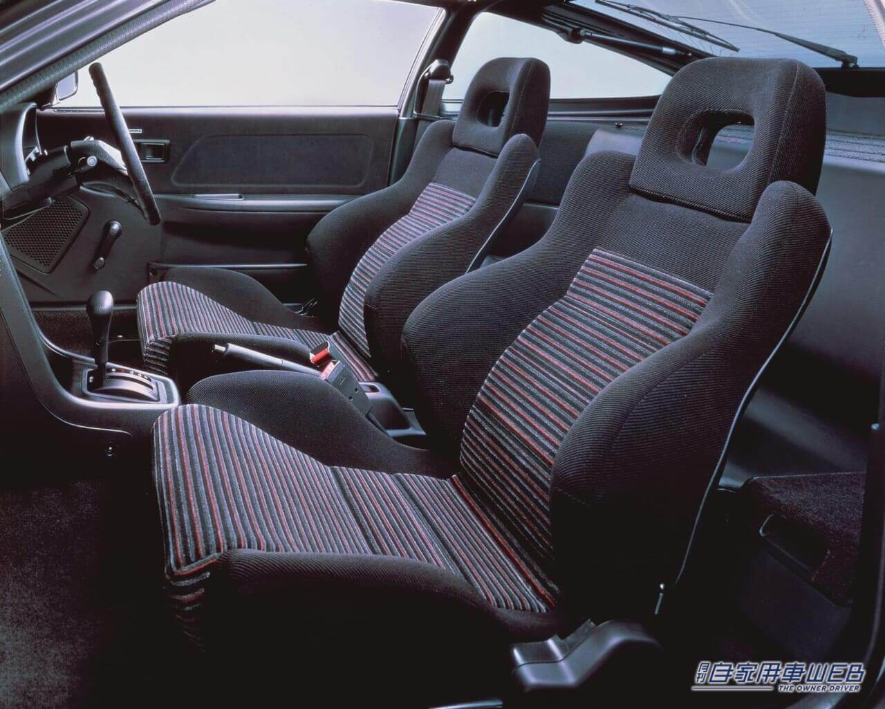 |【旧車FAN】超軽量ボディに高回転エンジン…キレるハンドリングの「CR-X」
