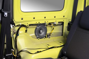 ハイエース専用の高音質インナーバッフルとジムニー専用カースピーカー取付キットが発売！