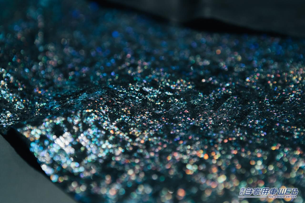 |デニムで制作されたMINI???全貌写真が初公開