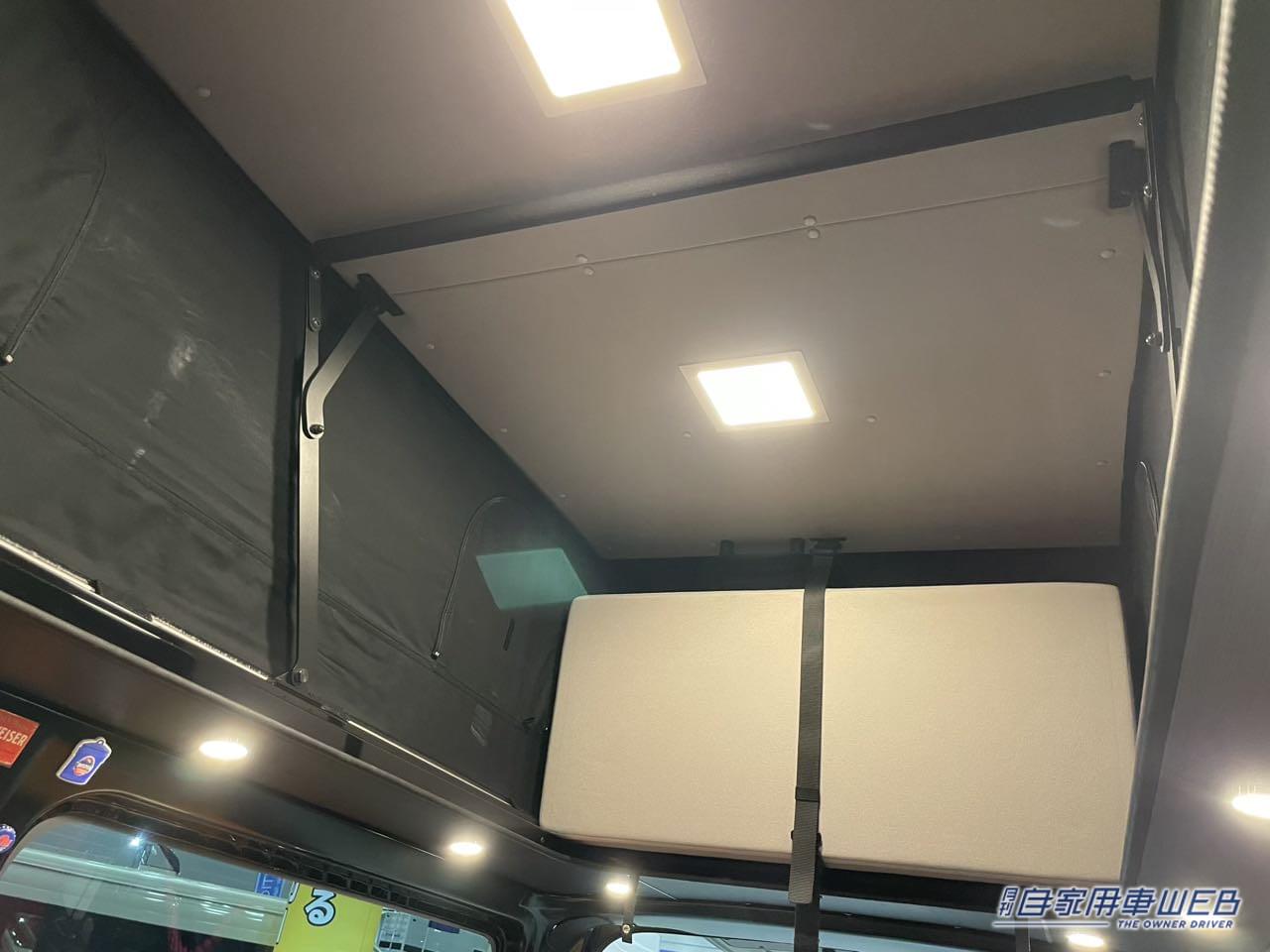 |ガレージのような雰囲気が超カッコいい! トヨタ ハイエースがベースのキャンパー