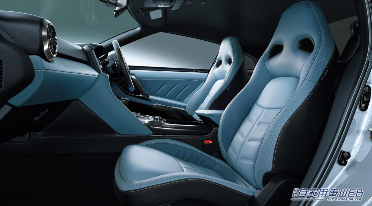 |日産、2025年モデルのGT-Rを発表 専用特別内装色「ブルーヘブン」を設定