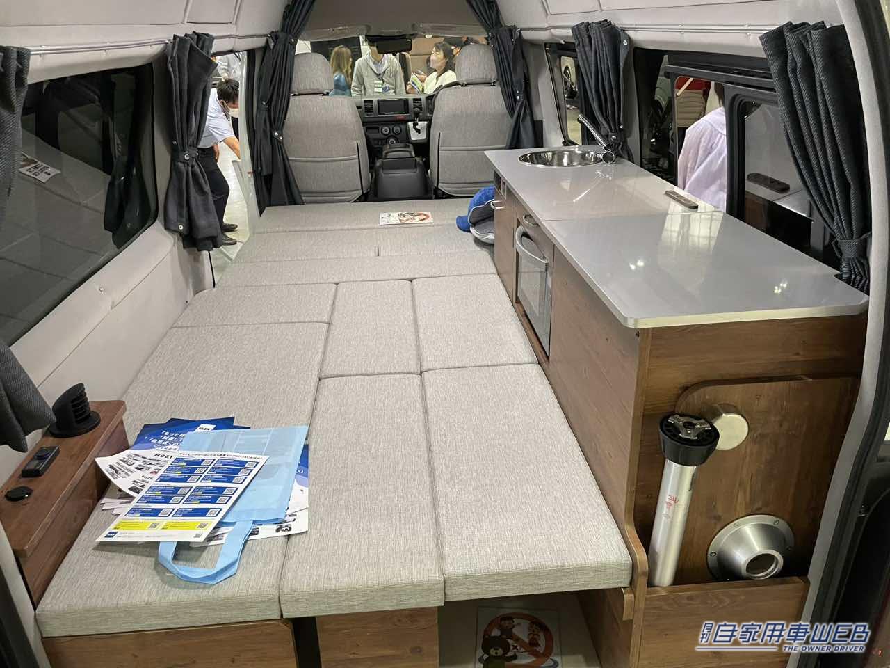 |フルフラットでも超便利! 快適すぎる車内が魅力のトヨタ ハイエースがベースのキャンパー
