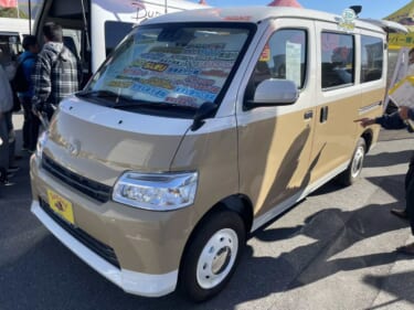 コンパクトなのに車内は広々! マツダ ボンゴバンがベースのキャンパー