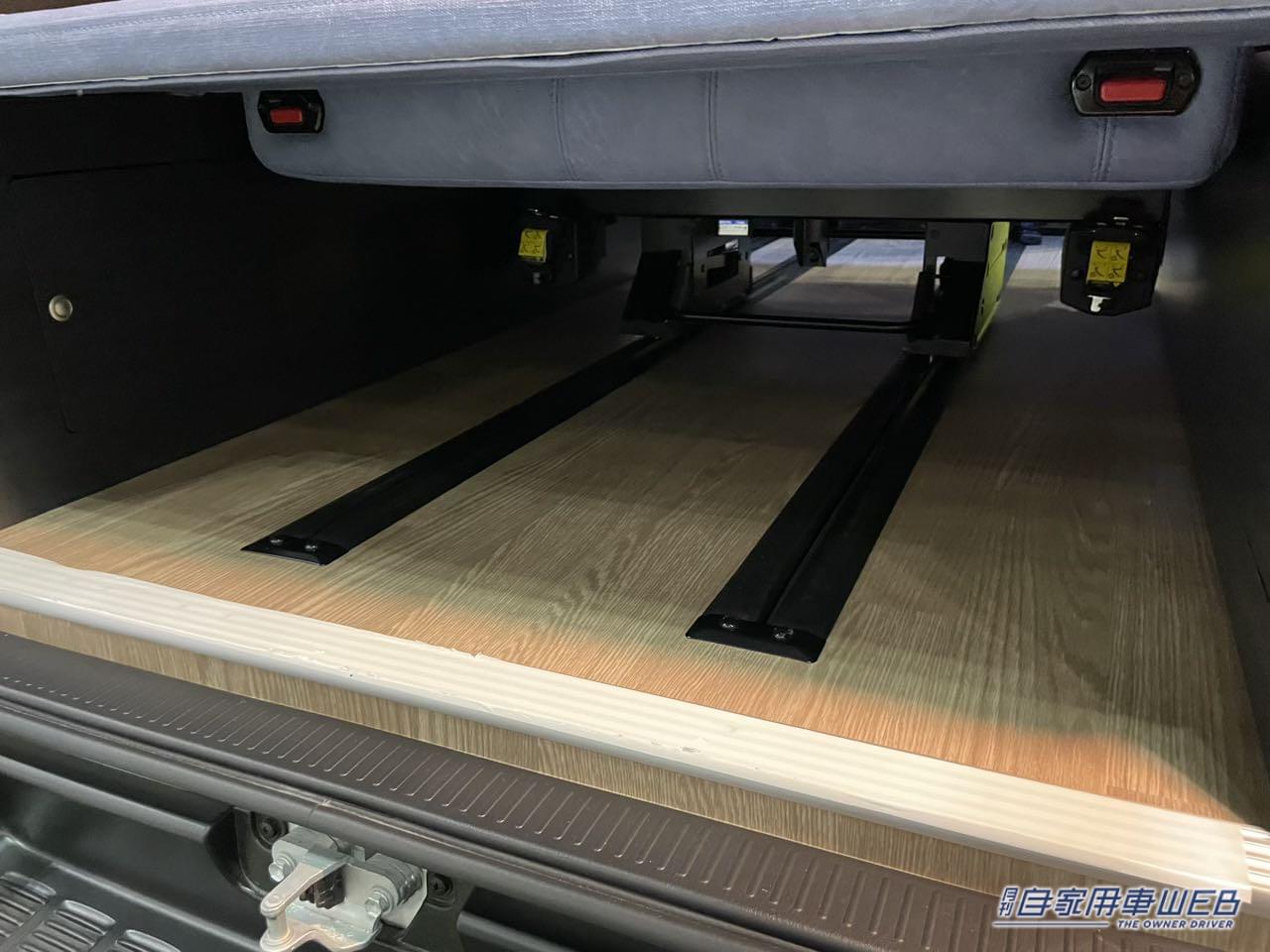 |「広さ、積載力、強すぎる…」フルフラット最高、やっぱりトヨタ・ハイエース。最強の車中泊を楽しみたいキャンピングカー。